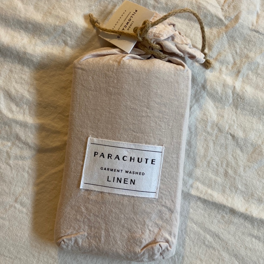 PARACHUTE garment-washed Linen pillowcases, standard size, 2, side open in BLUSH